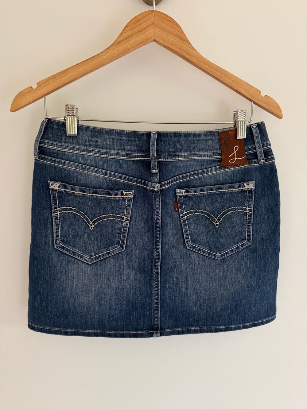 Levi’s Denim Mini Skirt Size 27 Y2K Western Country Concert Stretch Jean Skirt